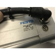 Pistón neumático FESTO DNC 40-200-PPV-A 163344 P208 