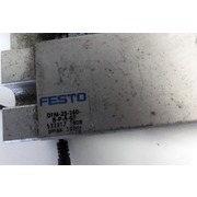 Pistón Neumático FESTO DFM-25-160-B-P-A-GF
